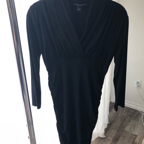 Isabella Oliver Ruched Midi Maternity Dress - Picture 3 of 3